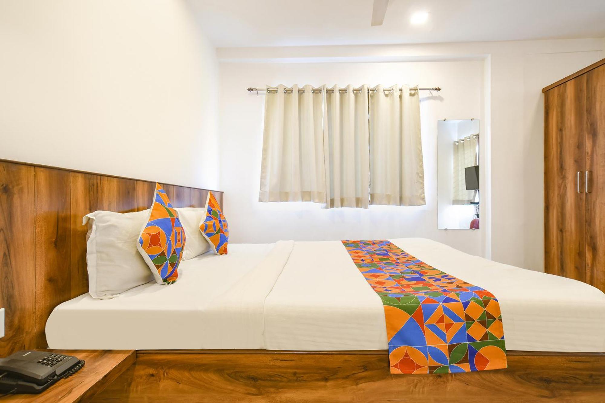 Fabexpress The King Palace Indore Exterior photo